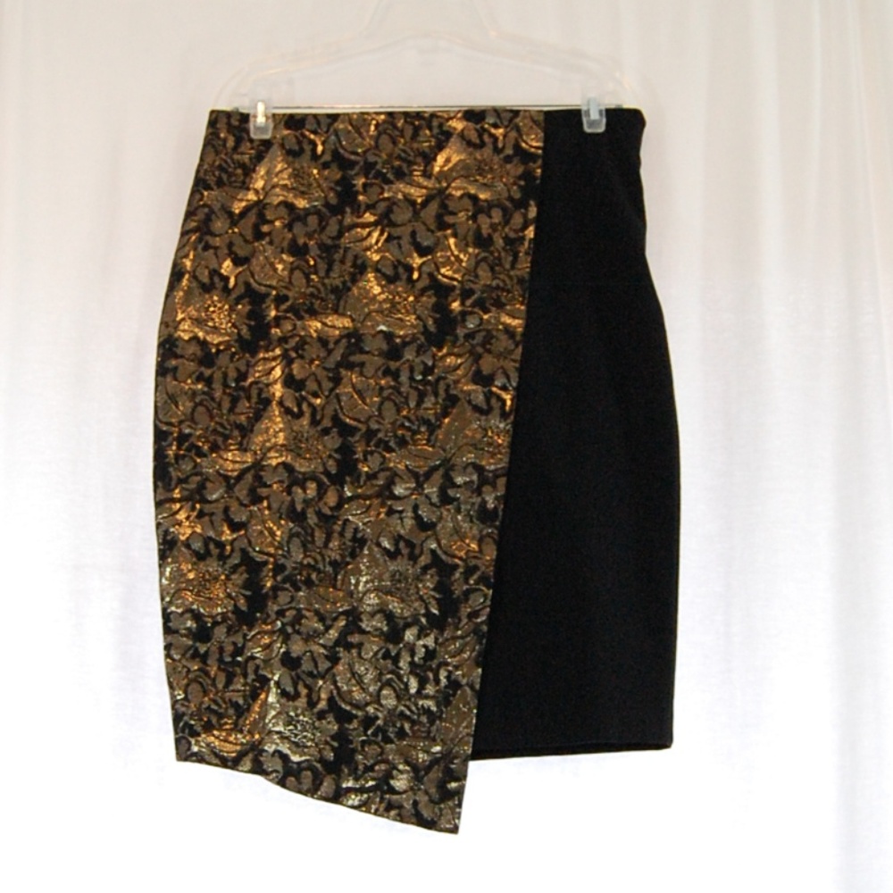 SALE -- Brocade Metallic Knit Pencil Skirt (NWT) - Picture 4 of 8